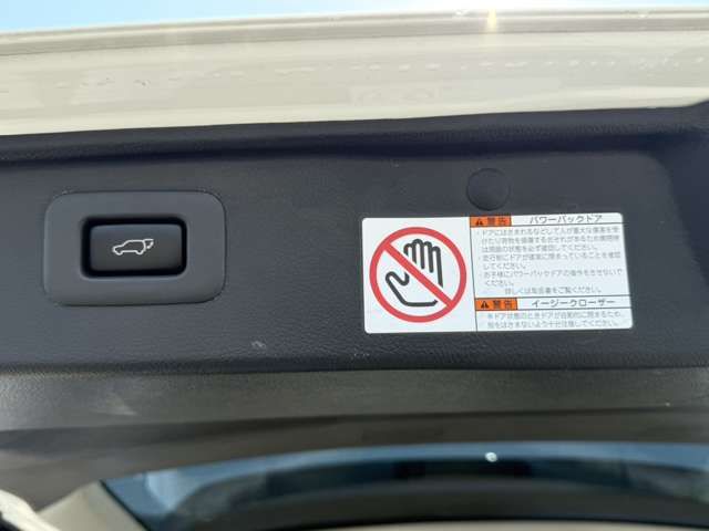 TOYOTA ALPHARD 4WD 2014