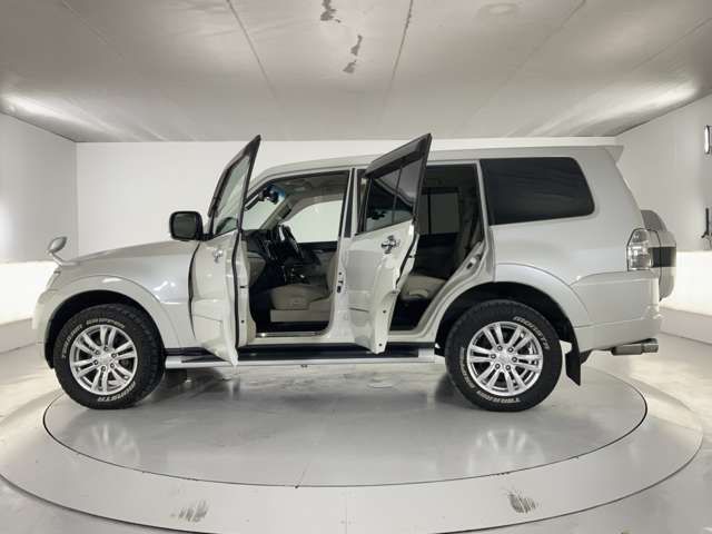 MITSUBISHI PAJERO wagon 2016