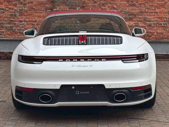 PORSCHE PORSCHE 911 2024