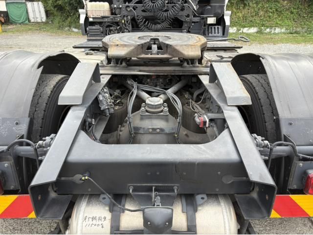 NISSAN DIESEL Quon 2019