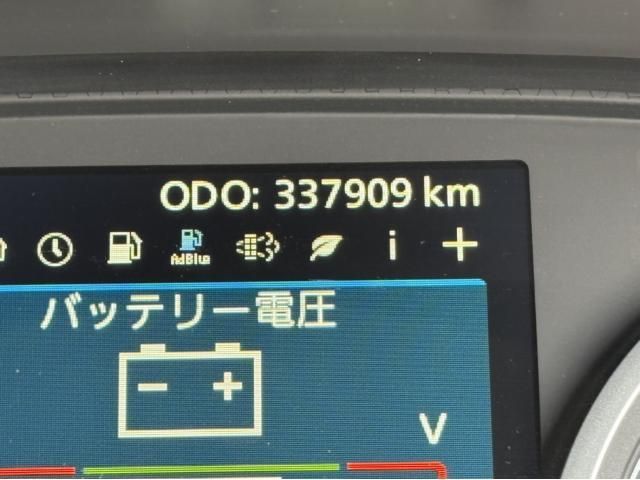 NISSAN DIESEL Quon 2019