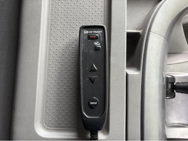 NISSAN DIESEL Quon 2019