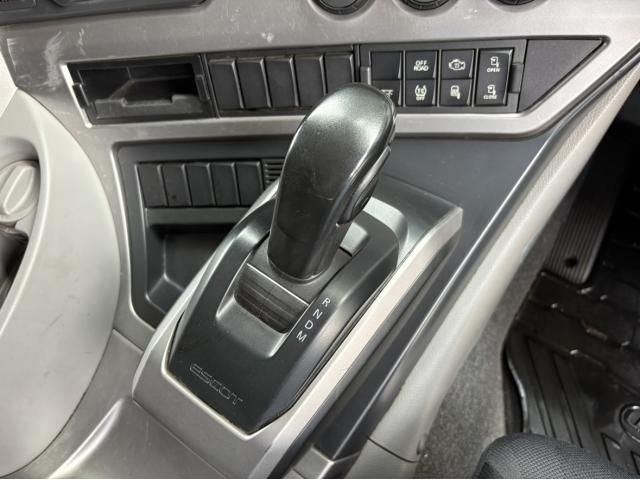 NISSAN DIESEL Quon 2019