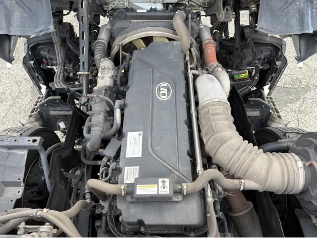 NISSAN DIESEL Quon 2019