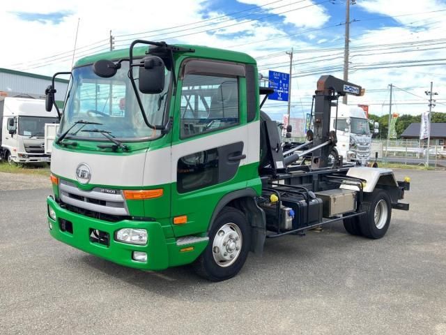 NISSAN DIESEL CONDOR 2012