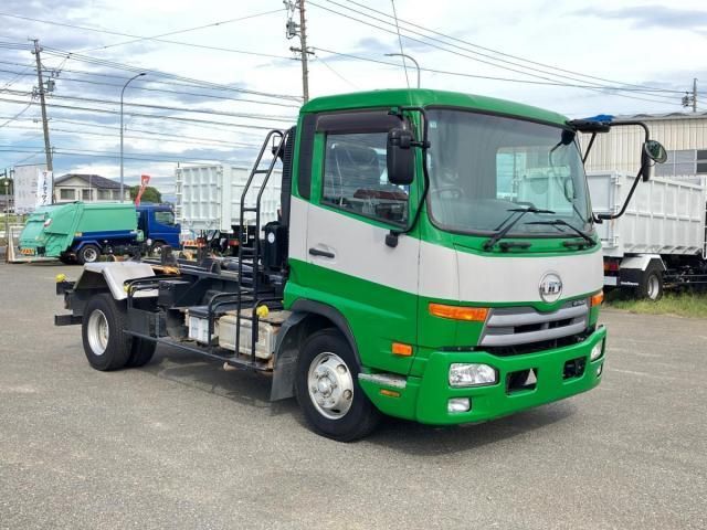NISSAN DIESEL CONDOR 2012
