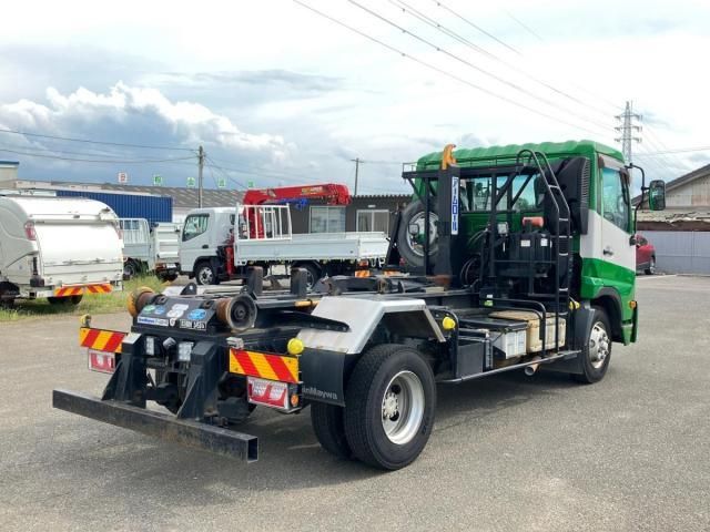 NISSAN DIESEL CONDOR 2012