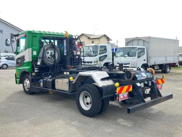 NISSAN DIESEL CONDOR 2012