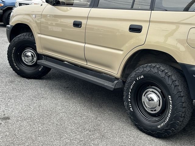 TOYOTA LANDCRUISER PRADO 2000