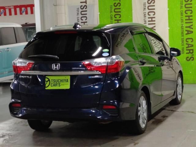 HONDA SHUTTLE HYBRID 2016