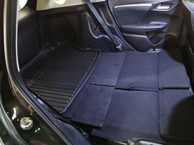 HONDA SHUTTLE HYBRID 2016