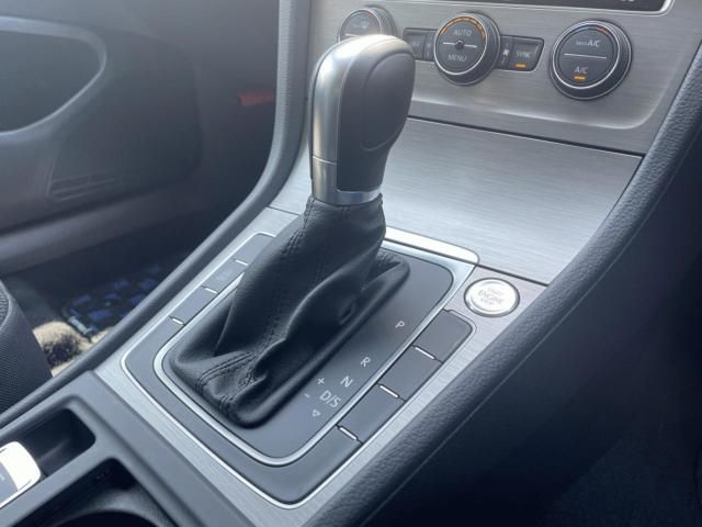 VOLKSWAGEN VOLKSWAGEN GOLF 2017