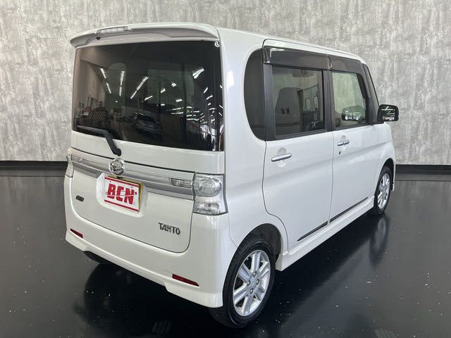 DAIHATSU TANTO CUSTOM 2013