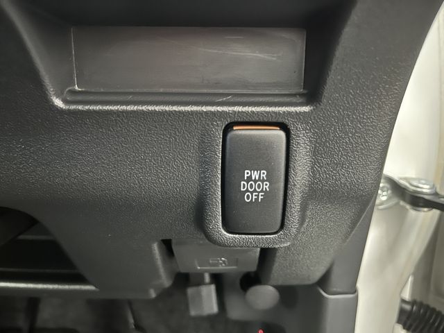 DAIHATSU TANTO CUSTOM 2013