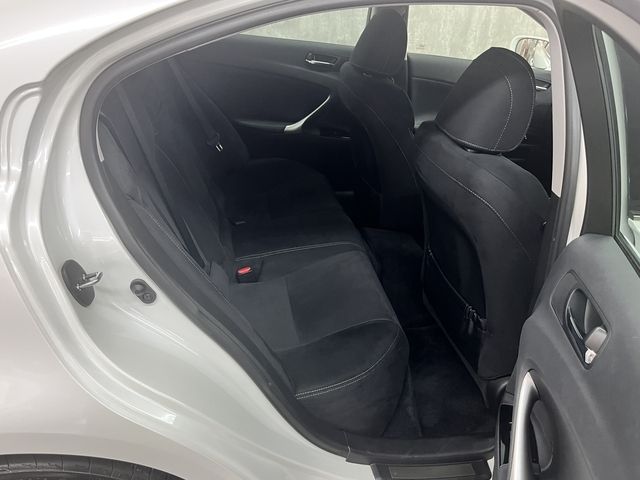 TOYOTA LEXUS IS250 2011