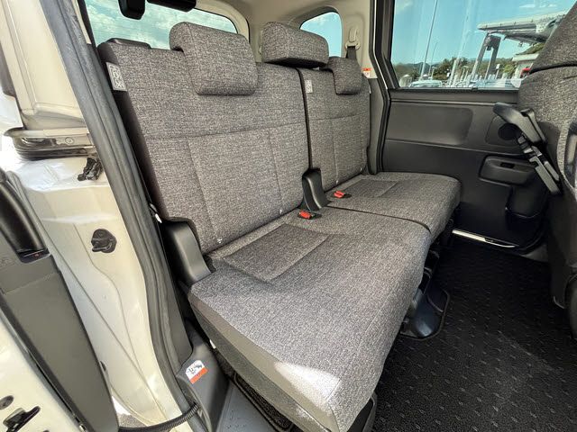 TOYOTA SIENTA HYBRID 2022