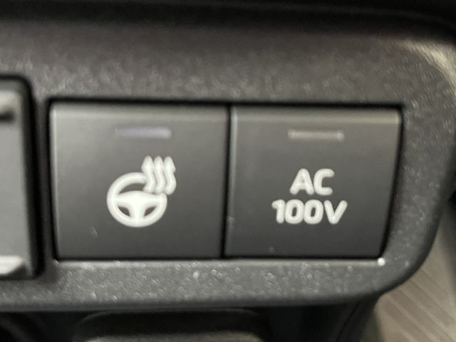 TOYOTA SIENTA HYBRID 2022