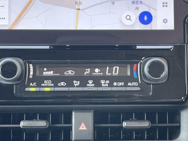 TOYOTA SIENTA HYBRID 2022