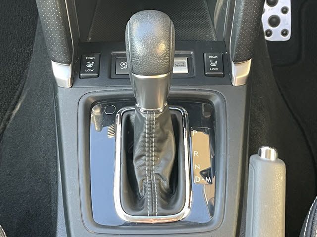 SUBARU FORESTER 2017