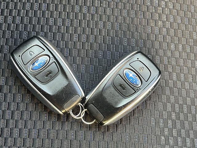 SUBARU FORESTER 2017