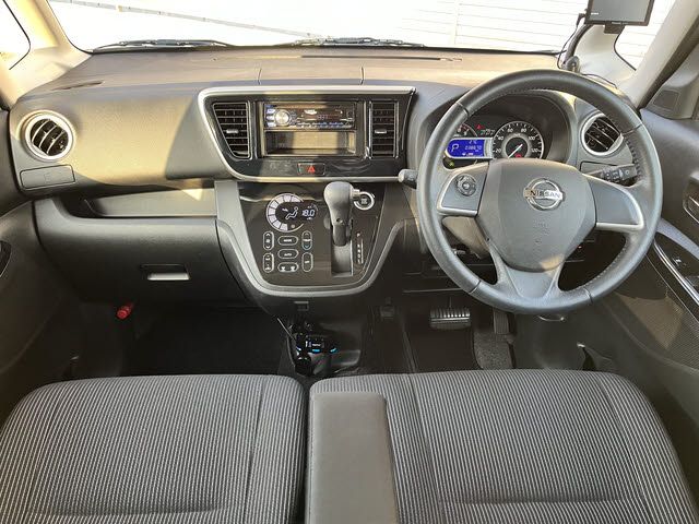 NISSAN DAYZ ROOX 2018