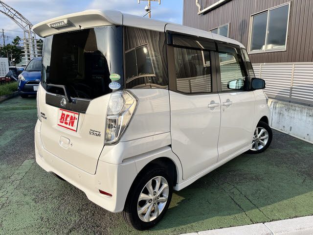 NISSAN DAYZ ROOX 2018