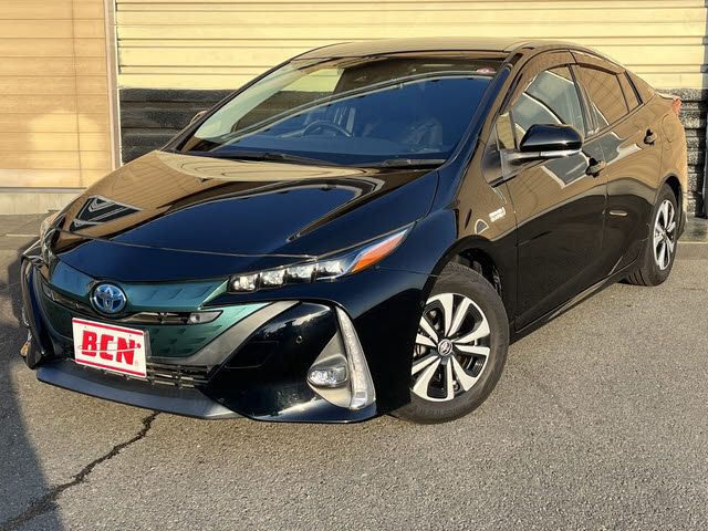 TOYOTA PRIUS PHV 2019
