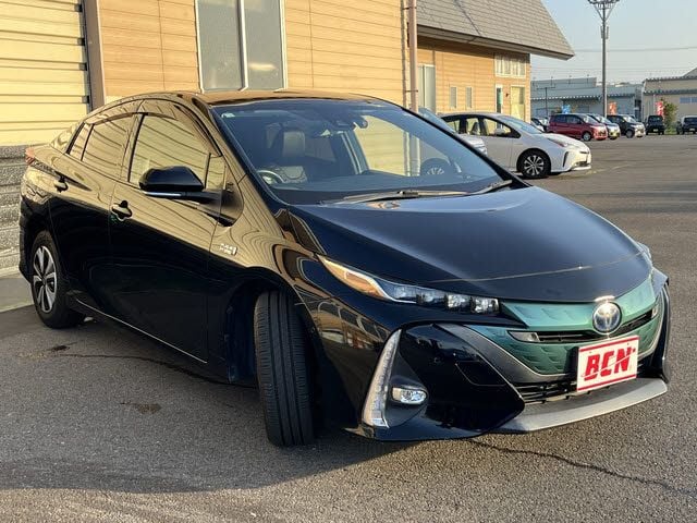 TOYOTA PRIUS PHV 2019