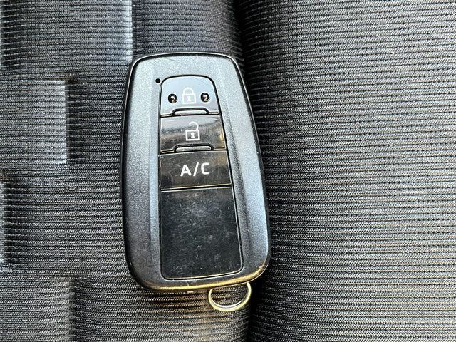 TOYOTA PRIUS PHV 2019