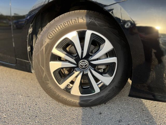 TOYOTA PRIUS PHV 2019