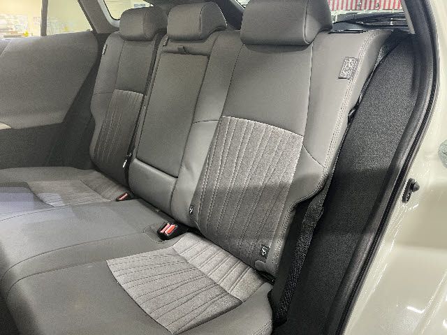 TOYOTA HARRIER HYBRID 2022