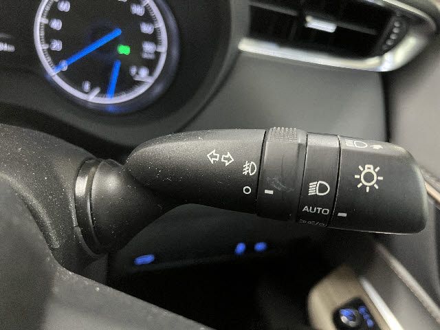 TOYOTA HARRIER HYBRID 2022