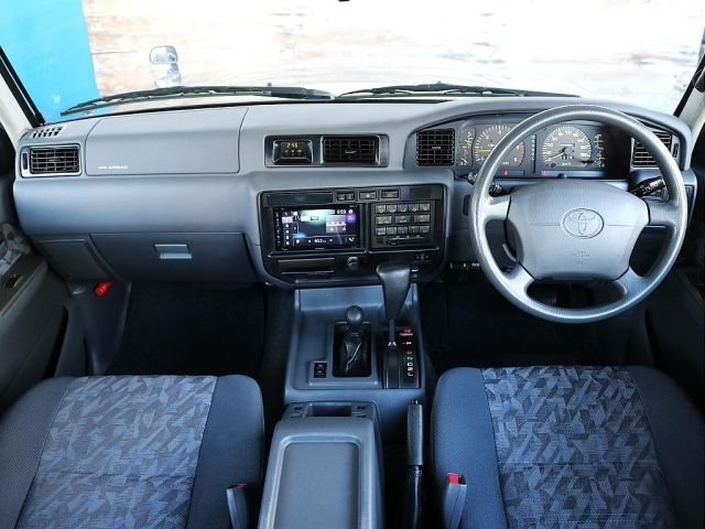 TOYOTA LANDCRUISER van 1996