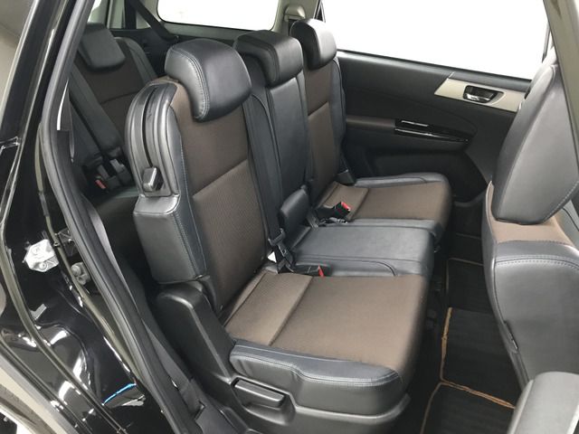 SUBARU EXIGA CROSSOVER 7 2016