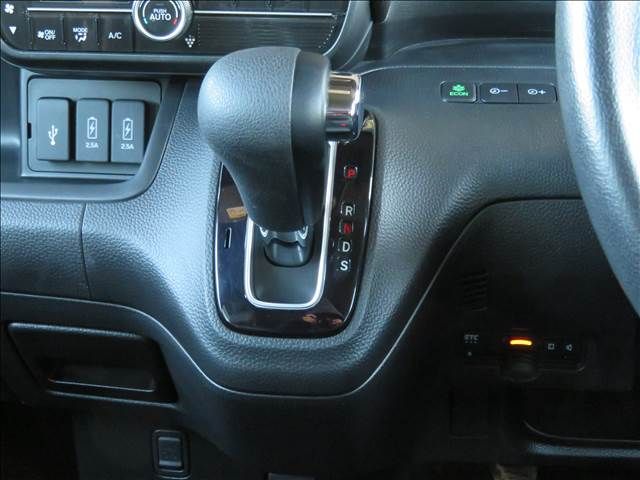 HONDA N BOX CUSTOM 2018