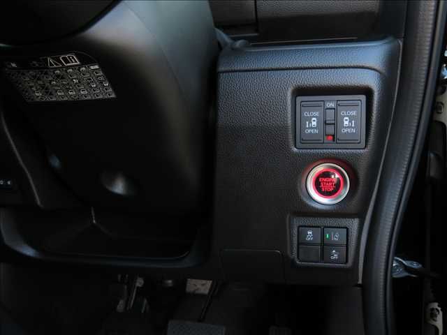 HONDA N BOX CUSTOM 2018