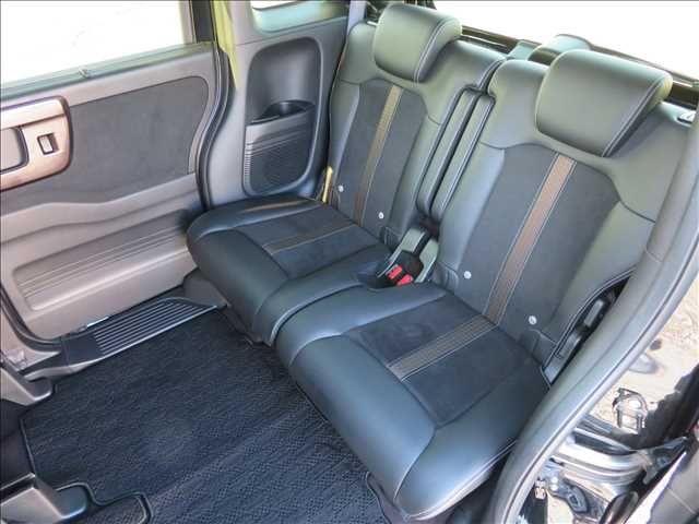 HONDA N BOX CUSTOM 2018