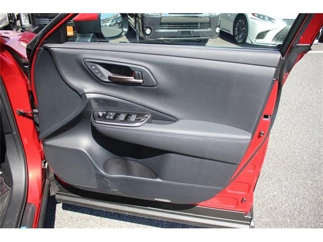 TOYOTA CROWN CROSSOVER 2024