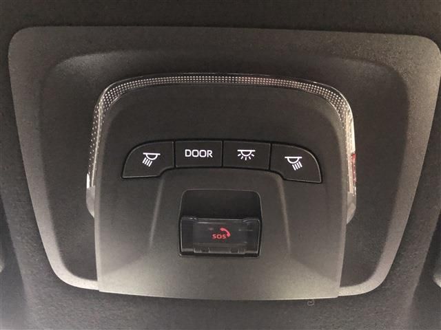 TOYOTA COROLLA CROSS HYBRID 2021