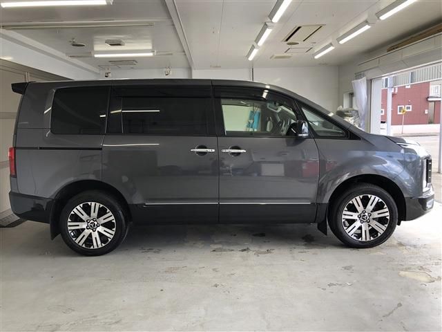 MITSUBISHI DELICA D:5 4WD 2021