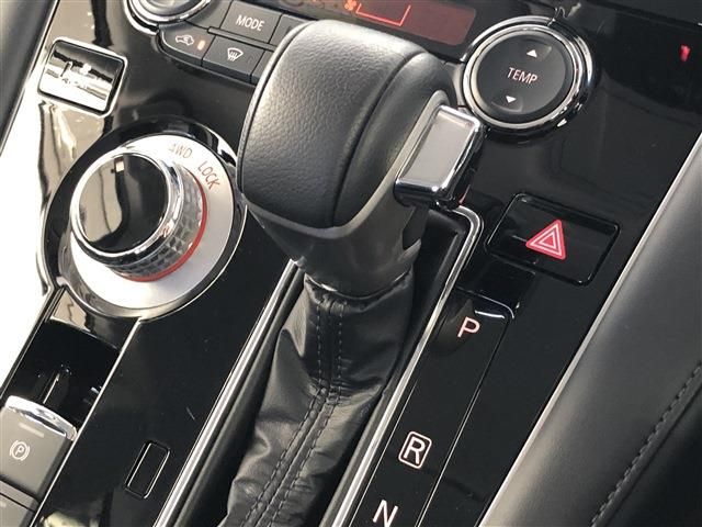 MITSUBISHI DELICA D:5 4WD 2021