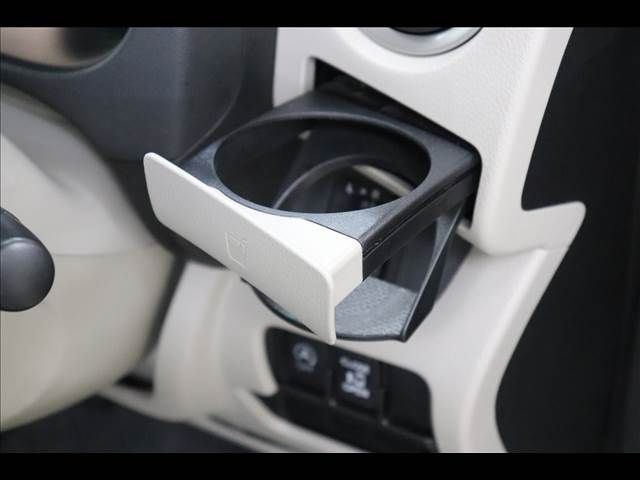 MITSUBISHI eK SPACE 2016