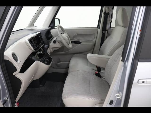 MITSUBISHI eK SPACE 2016