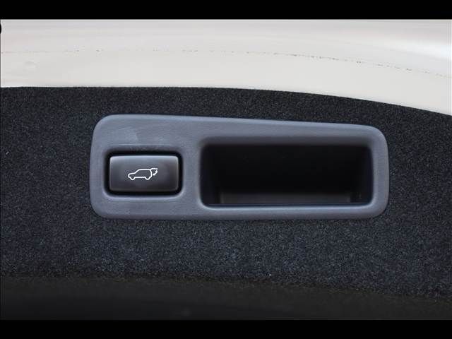 TOYOTA HARRIER HYBRID 2014