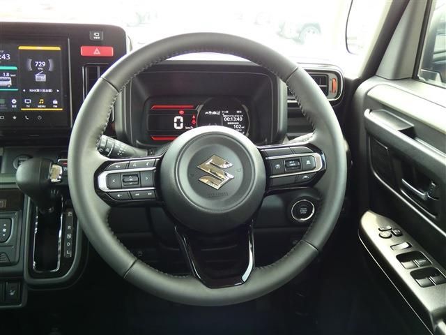 SUZUKI Spacia GEAR 2024