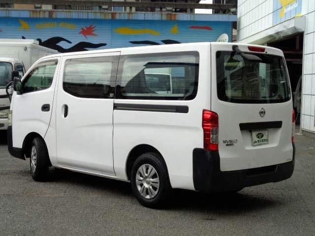 NISSAN NV350 CARAVAN 4WD 2017