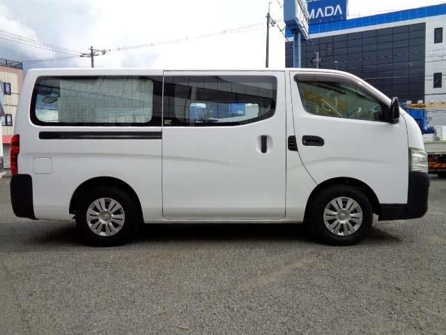 NISSAN NV350 CARAVAN 4WD 2017