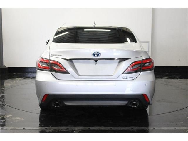 TOYOTA CROWN sedan hybrid 4WD 2020