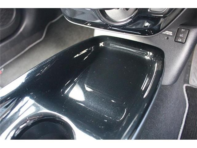 TOYOTA PRIUS PHV 2017