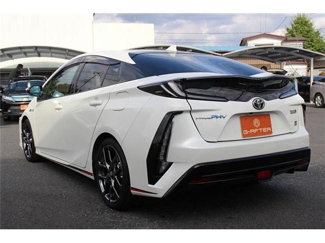 TOYOTA PRIUS PHV 2017